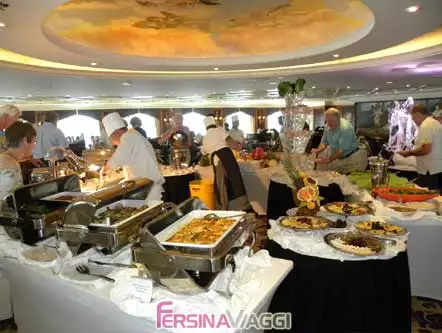 AZAMARA JOURNEY - buffet