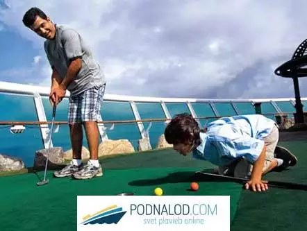 RCCL Voyager of the seas - minigolf